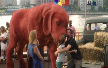 screenshoot for Clifford the Big Red Dog